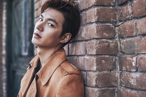 Actor Lee Min-ho draws thousands to fan meeting