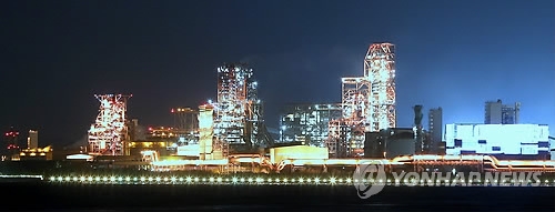 (LEAD) POSCO's Q1 net surges on prices, equity gains