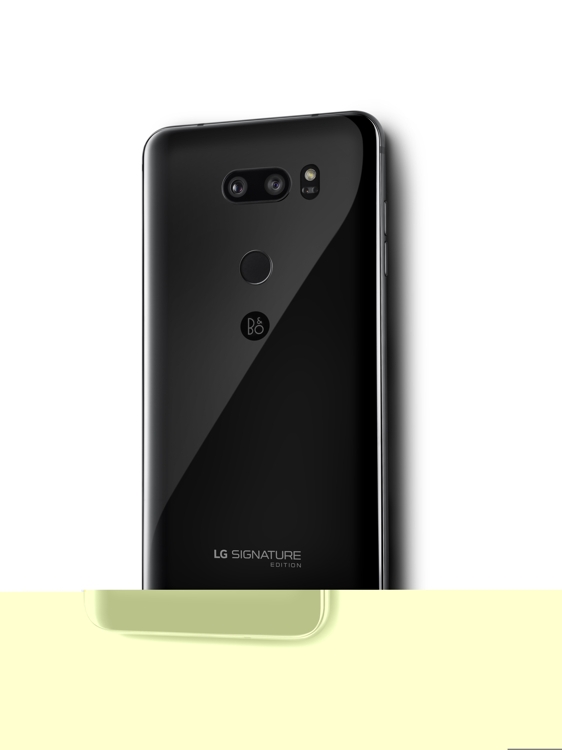 Shown in this photo released by LG Electronics Inc. on Dec. 7, 2017, is an image of the LG Signature Edition smartphone. (Yonhap)