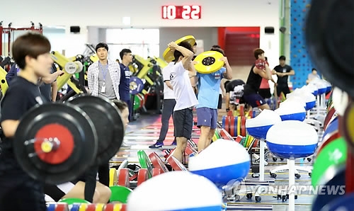 South Korean athletes train at a gym at National Training Center in Jincheon, North Chungcheong Province, on July 10, 2018. (Yonhap)