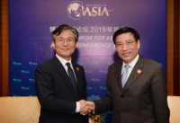 S. Korea, China vow to join ties in emerging industries