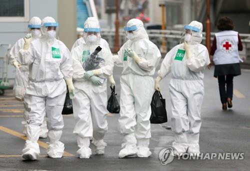(4th LD) S. Korea to expand stricter quarantine to all arrivals from overseas