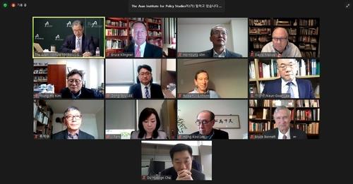 Security experts engage in a webinar on a joint report on countering North Korea's nuclear threats by the Asan Institute for Policy Studies and the Rand Corp. on April 13, 2021, in this photo captured from the virtual session. (PHOTO NOT FOR SALE) (Yonhap)