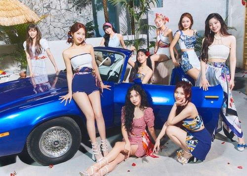 This photo provided by JYP Entertainment shows K-pop girl group TWICE. (PHOTO NOT FOR SALE) (Yonhap)