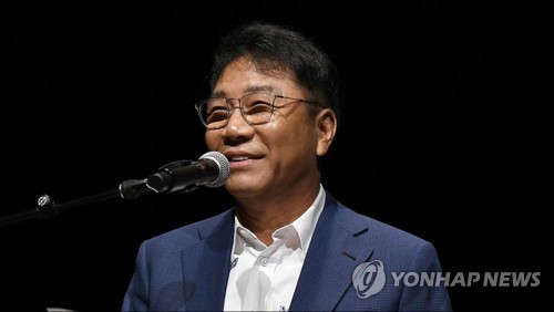 This file photo shows Lee Soo-man, chief producer and founder of K-pop powerhouse SM Entertainment. (Yonhap)