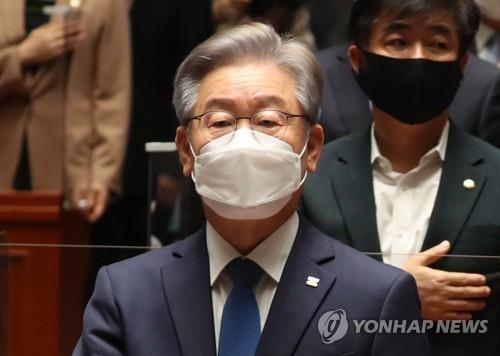Lee Jae-myung, presidential candidate of the ruling Democratic Party (Yonhap)