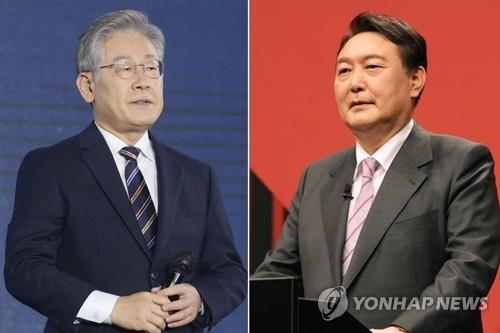 This compilation image shows Lee Jae-myung (L), the presidential nominee of the ruling Democratic Party, and Yoon Suk-yeol, the nominee of the main opposition People Power Party. (Pool photo) (Yonhap)