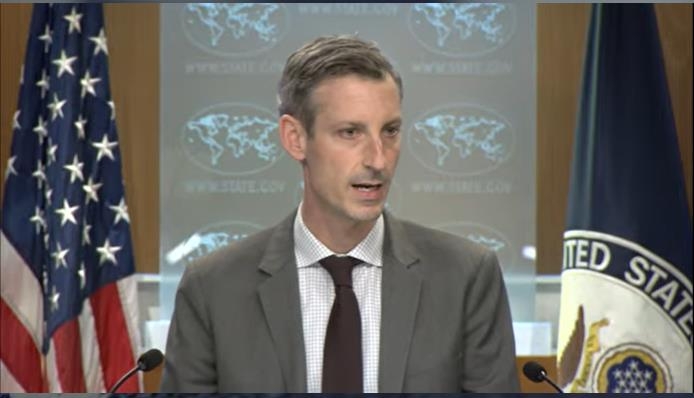 Ned Price, spokesperson for the U.S. Department of State, is seen answering a question in a press briefing in Washington on March 11, 2022 in this image captured from the department's website. (Yonhap)