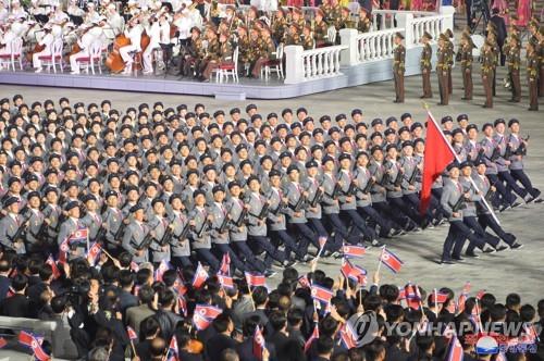 N. Korea masses more than 6,000 troops to prepare for apparent military parade