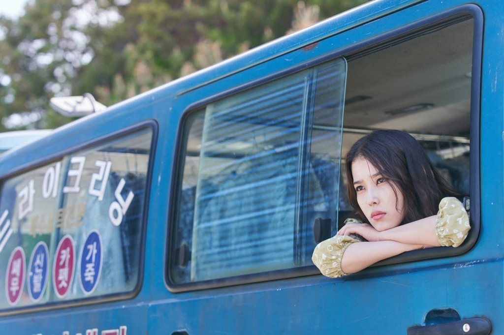 This image provided by CJ ENM shows a scene from "Broker." (PHOTO NOT FOR SALE) (Yonhap)
