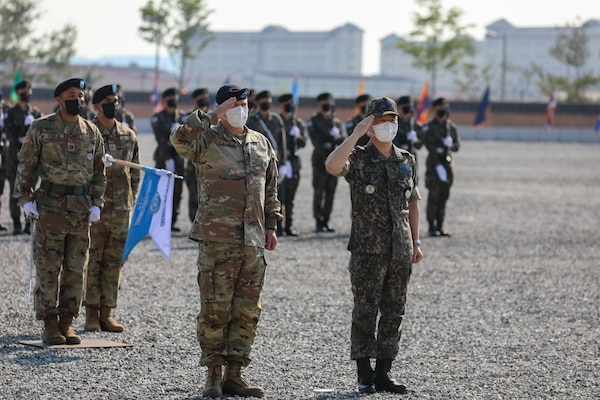 South Korea's outgoing Joint Chiefs of Staff Gen. Won In-choul and Gen. Paul LaCamera, commander of the U.S. Forces Korea, salute during a farewell ceremony at Camp Humphreys in Pyeongtaek, 70 kilometers south of Seoul on June 16, 2022, in this photo released by the USFK. (PHOTO NOT FOR SALE) (Yonhap)