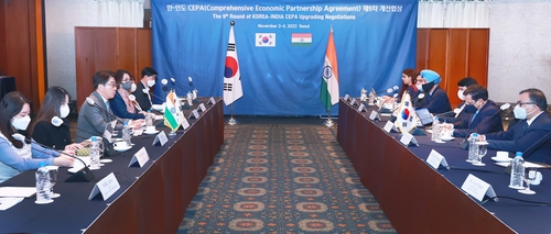(LEAD) S. Korea, India kick off negotiations on upgrading trade pact