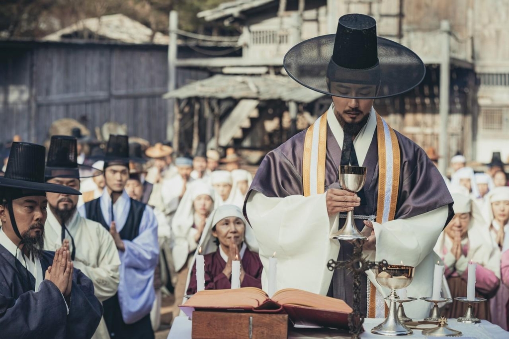 A scene from "Birth," St. Andrew Kim Tae-gon's biopic, is seen in this photo provided by its production company Min Film. (PHOTO NOT FOR SALE) (Yonhap)