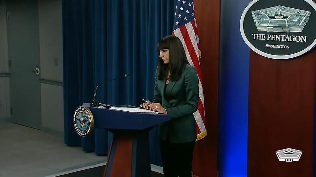 Sabrina Singh, principal deputy spokesperson for the U.S. Department of Defense, is seen taking a question during a daily press briefing at the Pentagon in Washington on Jan. 19, 2023 in this captured image. (Yonhap)