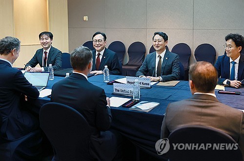  S. Korea, U.S. kick off new round of trade talks in Washington