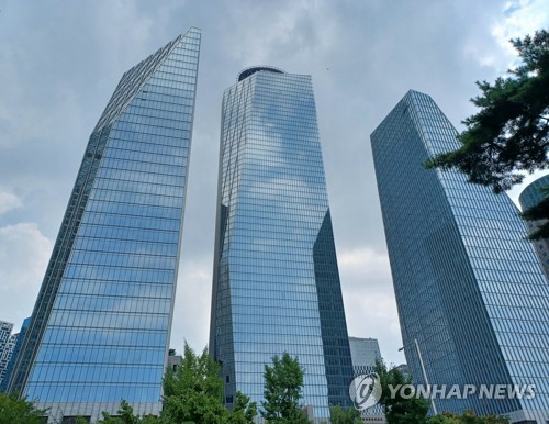 Mirae Asset warns Brookfield of legal steps over shopping mall sale deal