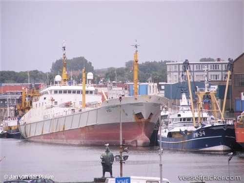 Le bateau de pêche kidnappé. (Image capturée du site Web de Dryad Global. Revente et archivage interdits)