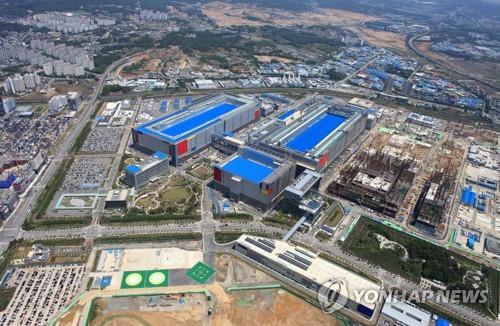 Samsung devrait présenter une puce 3 nm à Joe Biden lors de la visite du complexe de Pyeongtaek