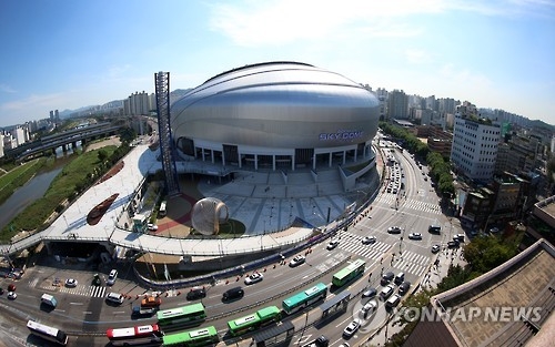 韓国初のドーム球場がオープン１周年 来場者１００万人突破 聯合ニュース