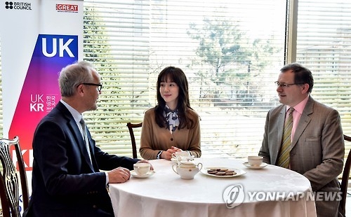 韓英　世界コンテンツ市場進出で協力へ＝フォーラム開催