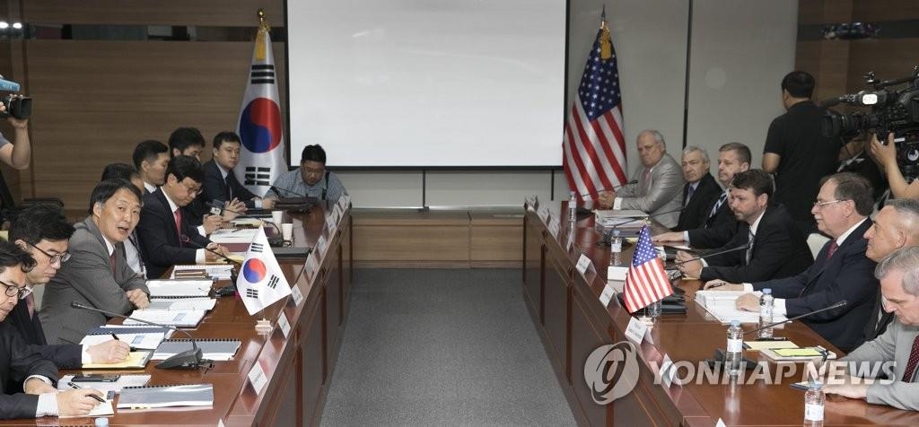 韓米が駐留費負担の４回目協議　「隔たり埋める努力」