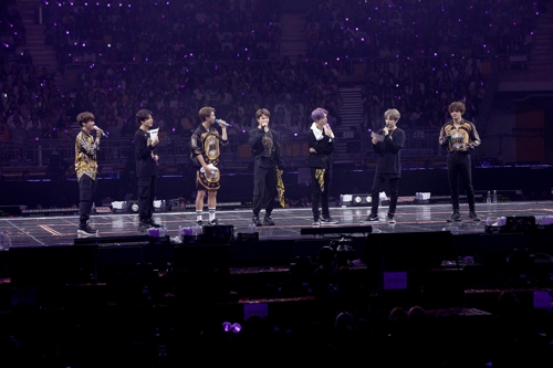韓流］BTS グローバルファンミに25万8千人動員 | 聯合ニュース