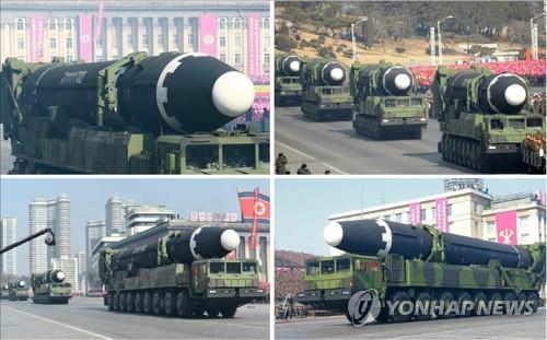 北朝鮮の軍事パレードに登場した「火星１５」＝（労働新聞＝聯合ニュース）《転載・転用禁止》