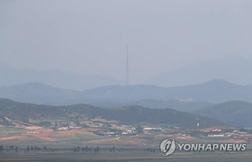韓国側から見た北朝鮮・開城＝（聯合ニュース）