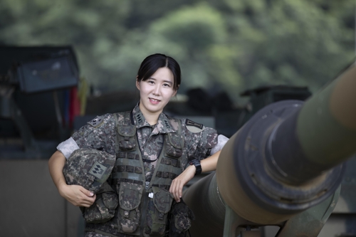 여군 68년, 軍에도 우먼파워…전차운전부터 비행대장·함장까지 | 연합뉴스