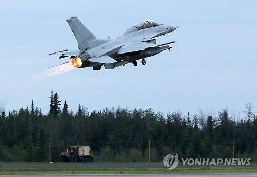 北, 닷새만에 또 헬기 개성인근 남하비행…軍, 전투기 출격