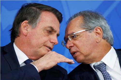 브라질의 자이르 보우소나루 대통령(왼쪽)과 파울루 게지스 경제장관 [브라질 뉴스포털 UOL]