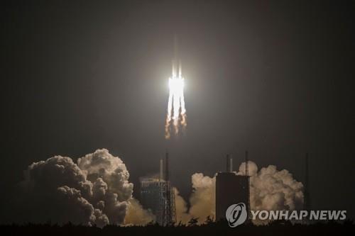 '中 최대 운반로켓' 창정5호 발사 성공