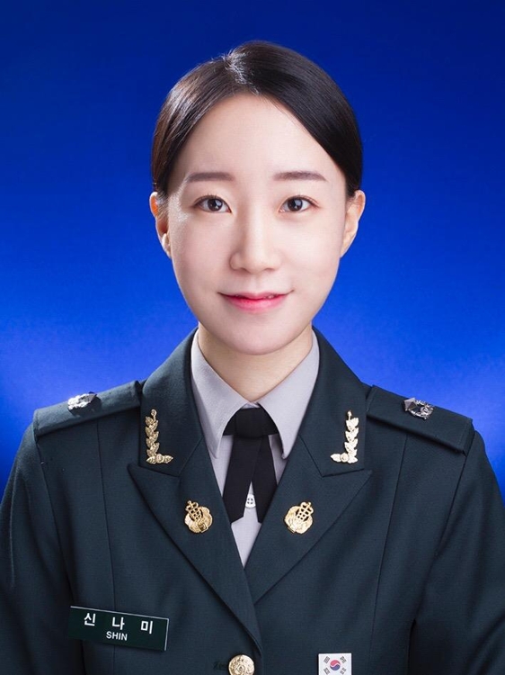 대구국군병원에 투입되는 '쌍둥이' 신나미 소위