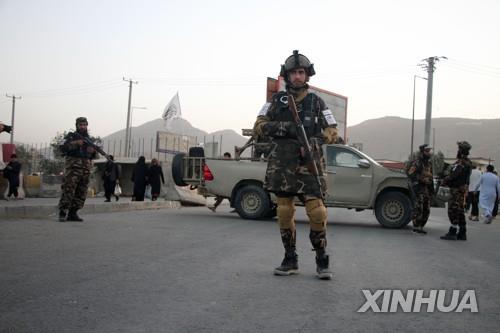 모스크 폭탄공격 받은 탈레반, 곧바로 IS 카불 은신처 습격