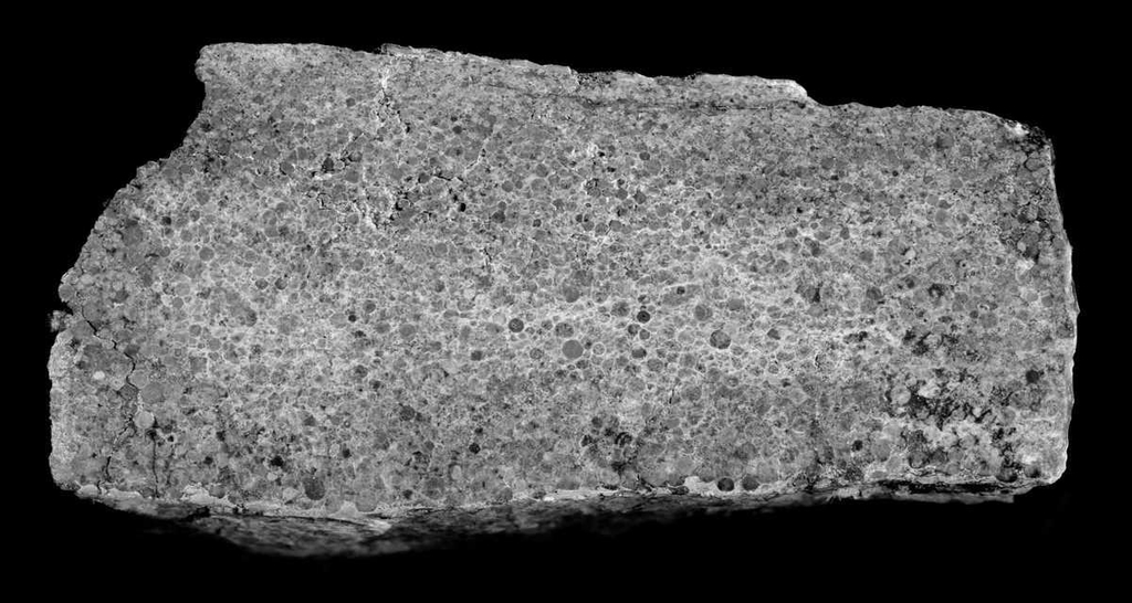 호주서 발굴된 26억년 전 충돌소구체 층 암석 