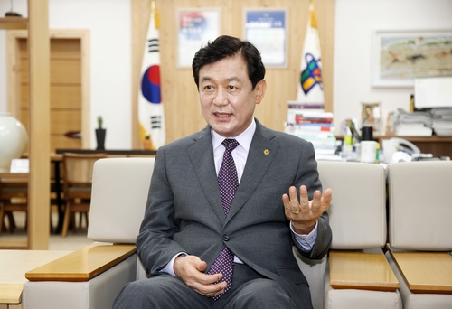 [신년인터뷰] 김병우 충북교육감 "미래교육으로 도약할 동력 마련"