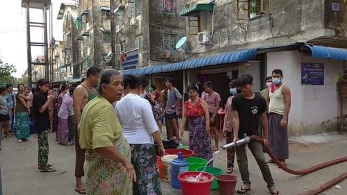 [미얀마 르포] 심각한 양곤 식수난…"지하수·호숫물 사서 끓여먹기도"