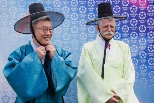 헝가리 '한국의 날' 축제에 1만명 참여…K팝·K푸드 즐겨