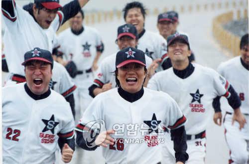 2004년 개봉한 영화 