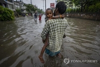 인도 동북부 홍수·산사태로 9명 사망…1천500여 마을 침수