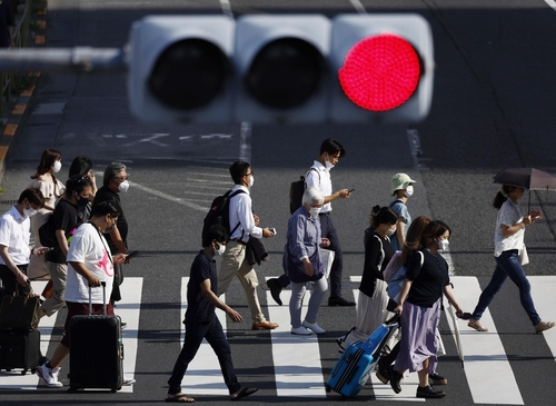 일본, 오미크론 대응 개량 백신 접종 준비…가을 이후