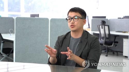 천영석 트위니 공동대표가 지난 19일 경기도 성남시 분당 소재 지사 사무실에서 창업 동기 등을 설명하고 있다.