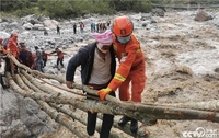 중국 쓰촨 강진 실종자 1명 17일 만에 구조