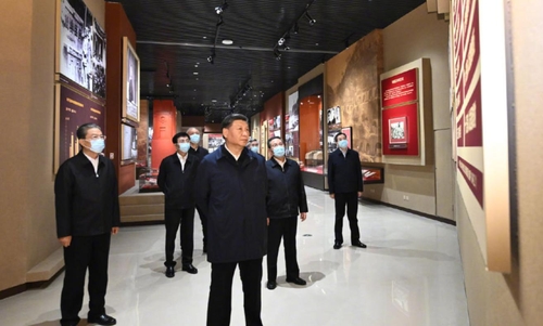 시진핑, 새 최고지도부 이끌고 '혁명성지' 옌안 방문