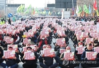 민주노총 화물연대 총파업 독려에도…열기 저조·물류 수송 재개(종합)