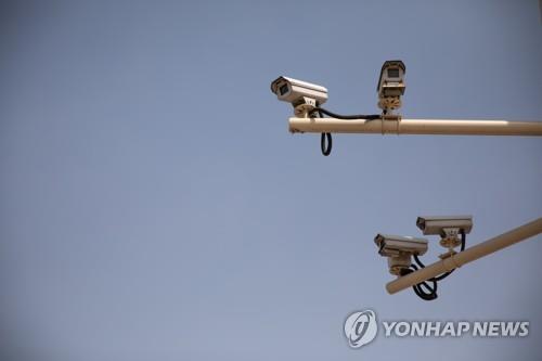 '빅브라더 사회'로 불리는 중국의 길거리 감시카메라
