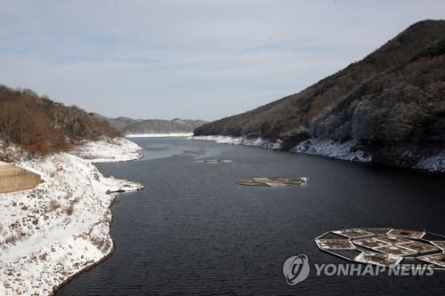 말라가는 식수원