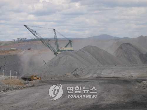 중국과 갈등에 수출 막혔던 호주 석탄, 2년여 만에 중국행
