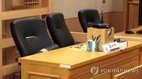 후배 여경 미행하며 스토킹한 경찰관 징역 1년…법정 구속