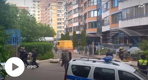 모스크바 피격 아파트에 출동한 경찰